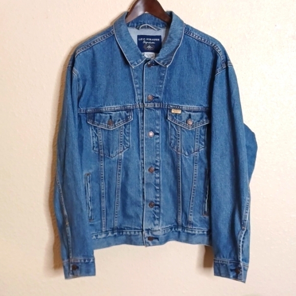VINTAGE Levi Strauss Signature Denim Jacket. - Picture 1 of 5